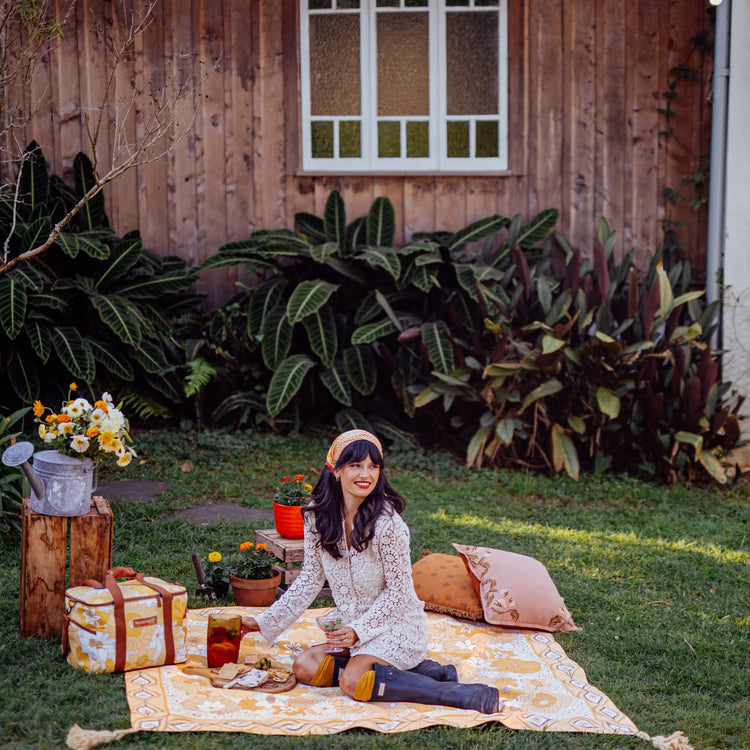 Lola Picnic Rug | Honey